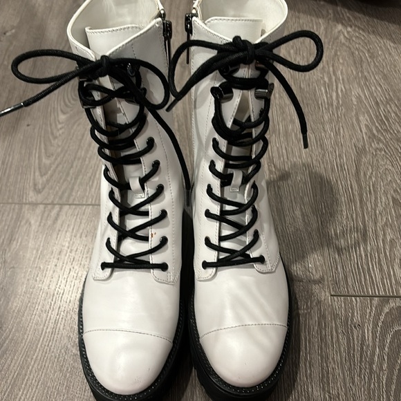 Michael Kors Leather Boots - Picture 7 of 7